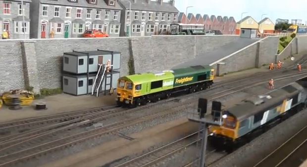 HO scale model trains locomotives