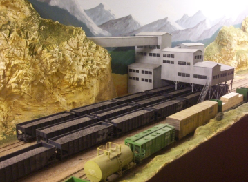 coal mining operation on model railroad layout