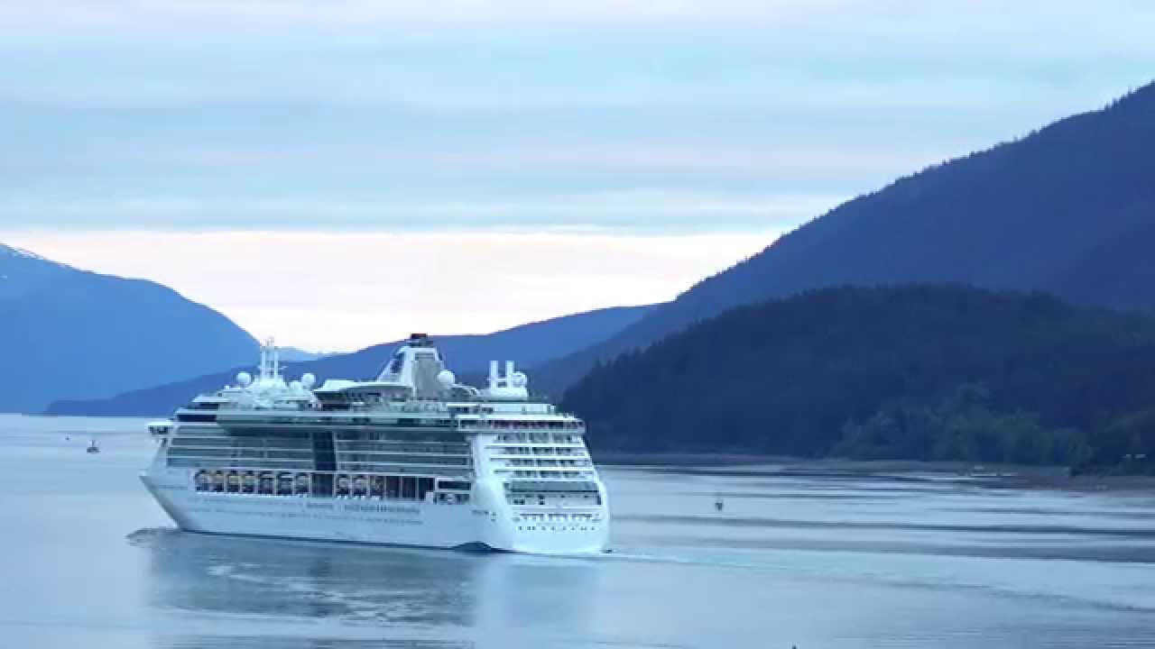 cruise ship in alaskan waters